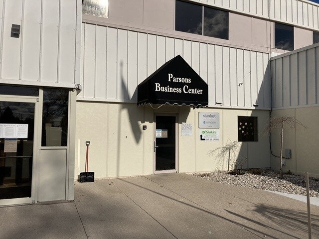 More Photos Of 807 Airport Access Rd, Traverse City Warehouse For Lease