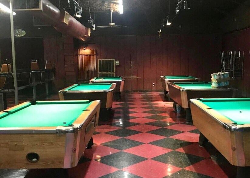 More Photos Of 2807 N Arkanasas Ave, Russellville General Retail For Sale