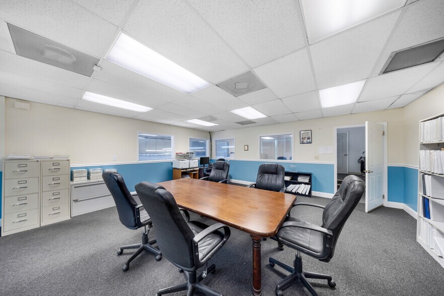 More Photos Of 8127 NW 29th St, Miami Warehouse For Sale