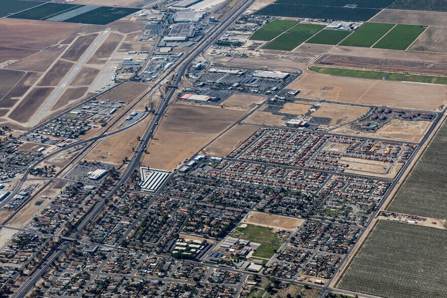 More Photos Of Highway 99 And Dover St, Delano Land For Sale