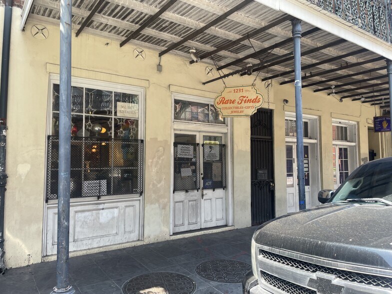 Primary Photo Of 1231 Decatur St, New Orleans Storefront For Sale