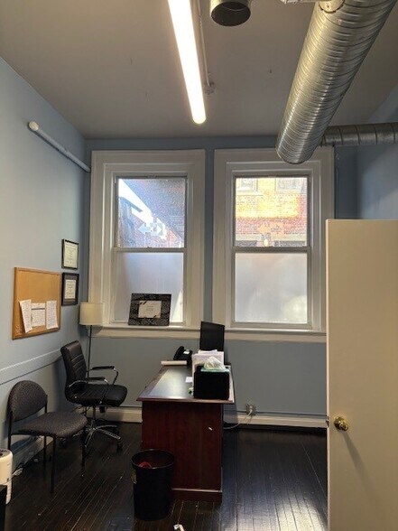 More Photos Of 1126 Main St, Bridgeport Office For Lease