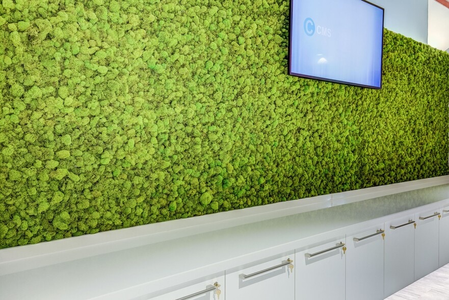 More Photos Of 200 N Broadway, Saint Louis Office For Lease