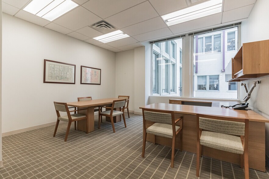 More Photos Of 170 S Independence Mall W, Philadelphia Office For Lease