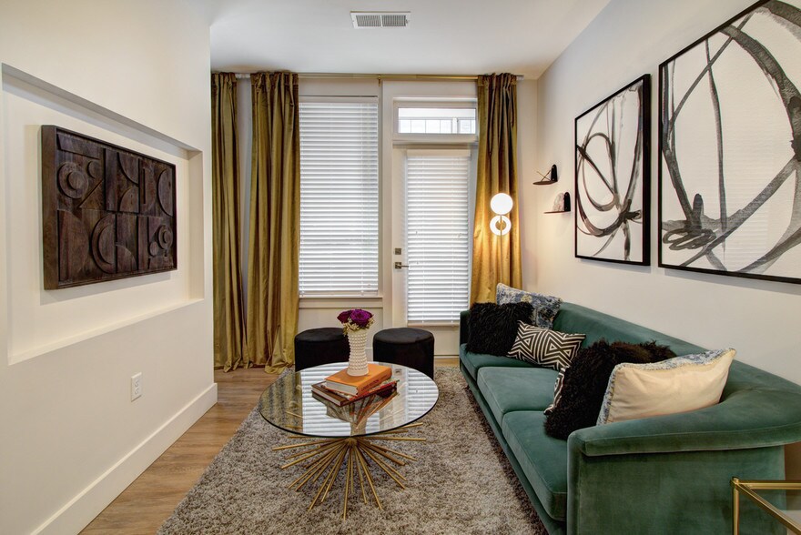 More Photos Of 1520 Mockingbird Ln, Charlotte Apartments For Lease