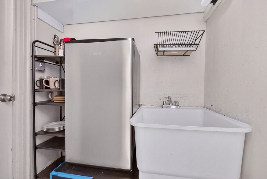 More Photos Of 60 Plaza St E, Brooklyn Apartments For Sale