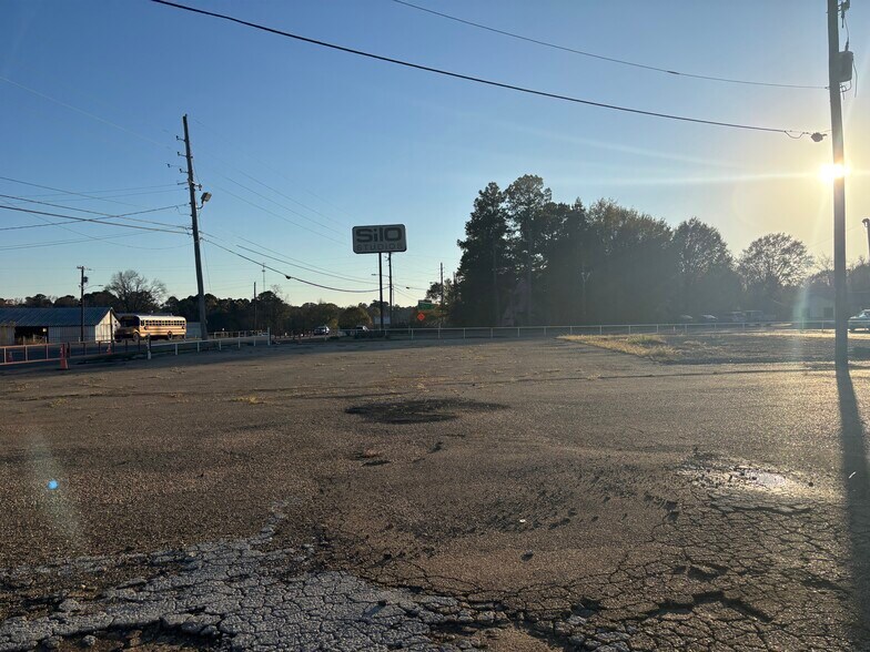 More Photos Of 303 HWY 59, Queen City Land For Sale