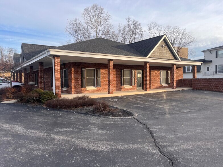 Primary Photo Of 2495 S Walnut Street Pike, Bloomington Office Residential For Lease