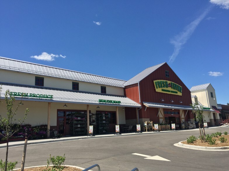 More Photos Of N89W16815-N89W16899 Appleton Ave, Menomonee Falls Unknown For Lease