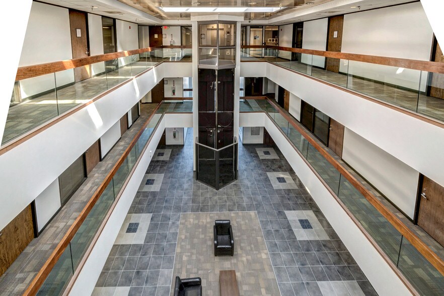 More Photos Of 8449 W Bellfort St, Houston Office For Lease