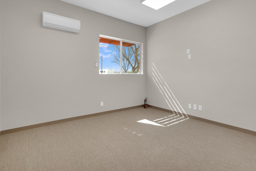 More Photos Of 3510 Combine St, Paso Robles Manufacturing For Lease