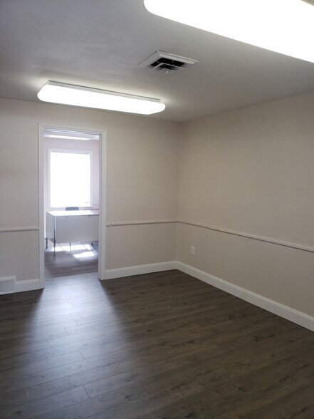 More Photos Of 864 Burdeck St, Schenectady Office For Sale