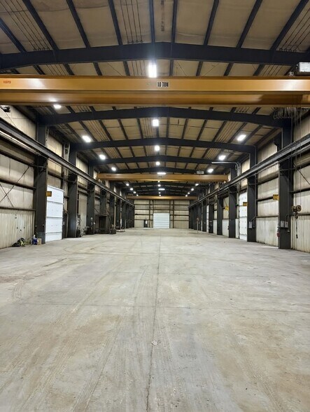 More Photos Of 1042 County Road 60, South Point Manufacturing For Lease