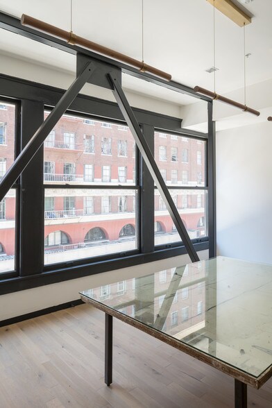 More Photos Of 510-514 S Broadway, Los Angeles Office For Lease