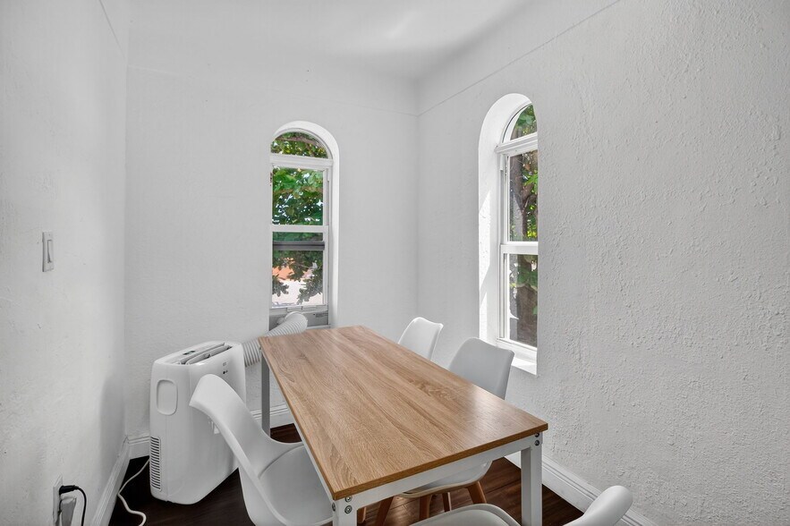 More Photos Of 1680 NW 22nd Ct, Miami Multifamily For Sale