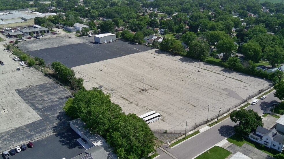 More Photos Of 1200 Harold ave, Janesville Land For Lease
