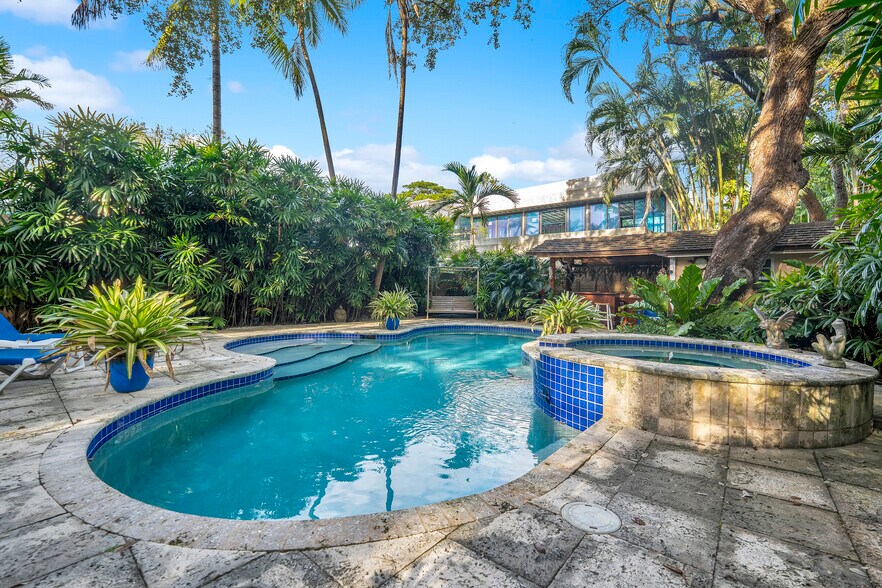 More Photos Of , Miami Multifamily For Sale