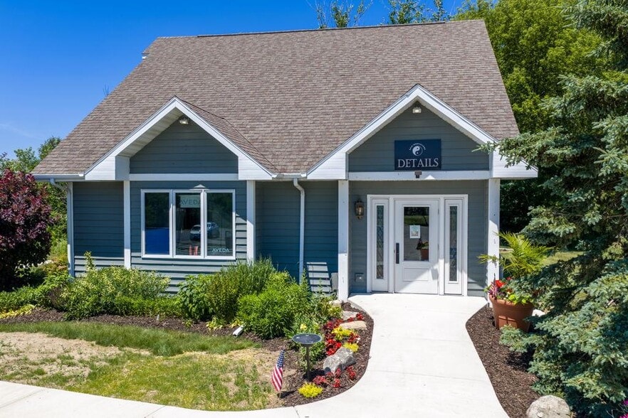 More Photos Of 7828 Highway 42, Egg Harbor Storefront For Sale