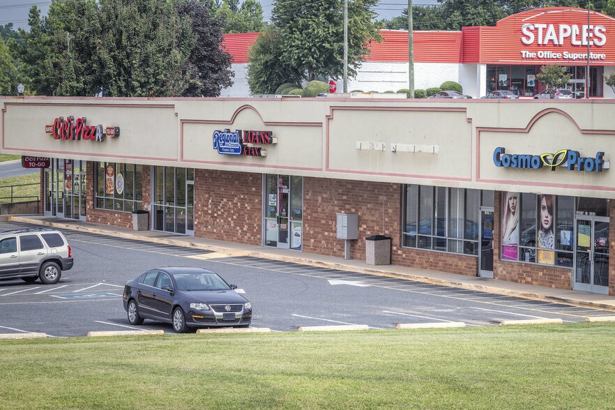 More Photos Of 1313-1325 E Dixie Dr, Asheboro General Retail For Lease