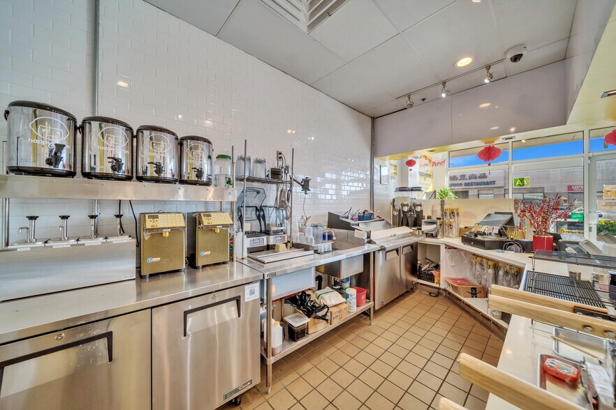 More Photos Of 1411 S Garfield Ave, Alhambra Office For Lease