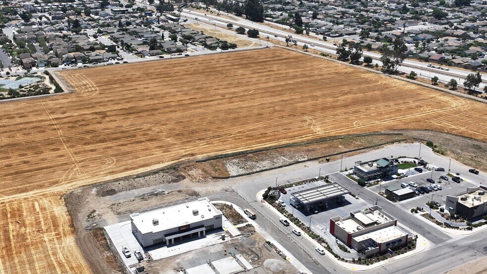 More Photos Of Walnut Ave, And 3rd Street, Greenfield Land For Sale
