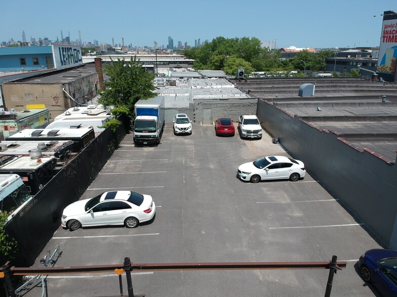 More Photos Of 450 Johnson Ave, Brooklyn Manufacturing For Lease