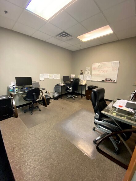 More Photos Of 24825 N 16th Ave, Phoenix Warehouse For Lease