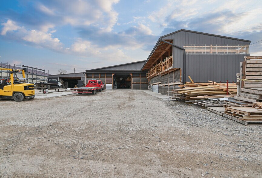 More Photos Of 165 Nebraska St, Sterling General Retail For Sale