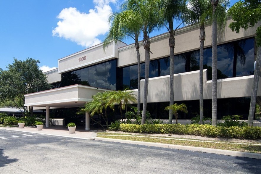More Photos Of 1300 Corporate Center Way, Wellington Office For Lease