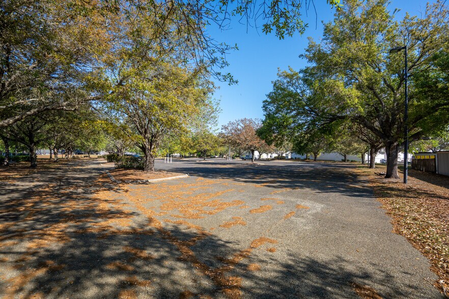 More Photos Of 0 Youngerman Ct, Jacksonville Land For Sale