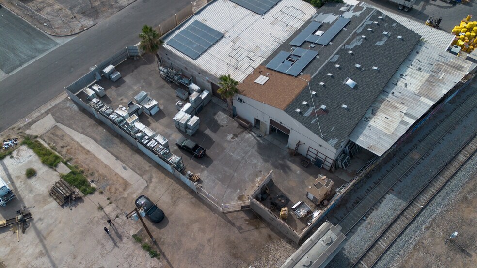 More Photos Of 1302 W Lincoln St, Phoenix Warehouse For Sale