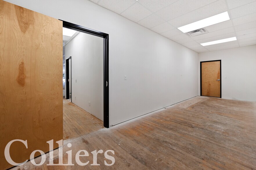 More Photos Of 2560 S Overland Ave, Burley Freestanding For Lease