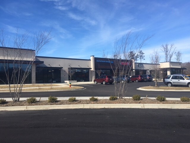 More Photos Of 100 Julian Shoals Dr, Arden Freestanding For Lease