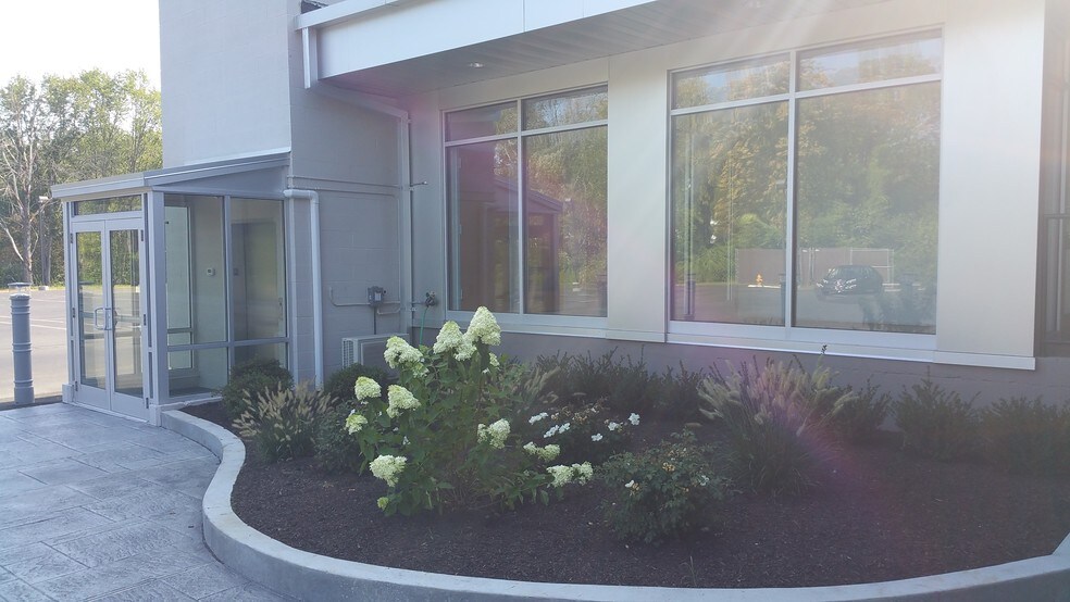 More Photos Of 44 Shelter Rock Rd, Danbury Unknown For Lease