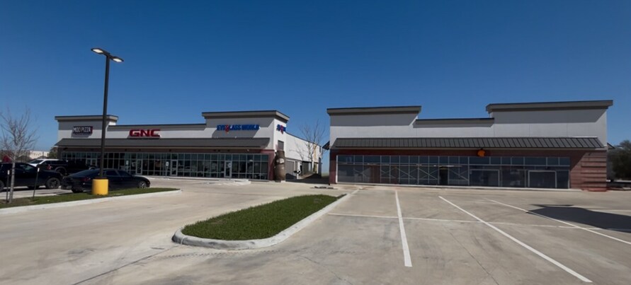 More Photos Of 8450 Memorial Blvd, Port, Port Arthur Storefront For Lease