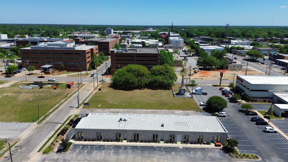 Primary Photo Of 208 W Hampton Ave, Sumter Coworking Space