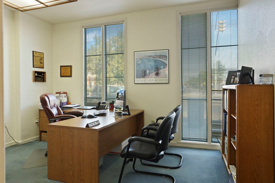 More Photos Of 200 W Harding Way, Stockton Office For Lease