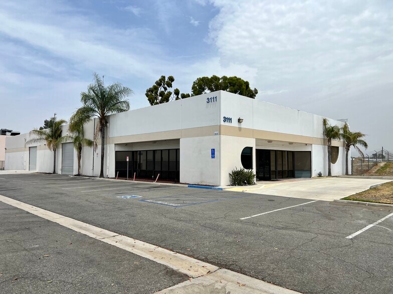 Primary Photo Of 3111 E Miraloma Ave, Anaheim Warehouse For Lease