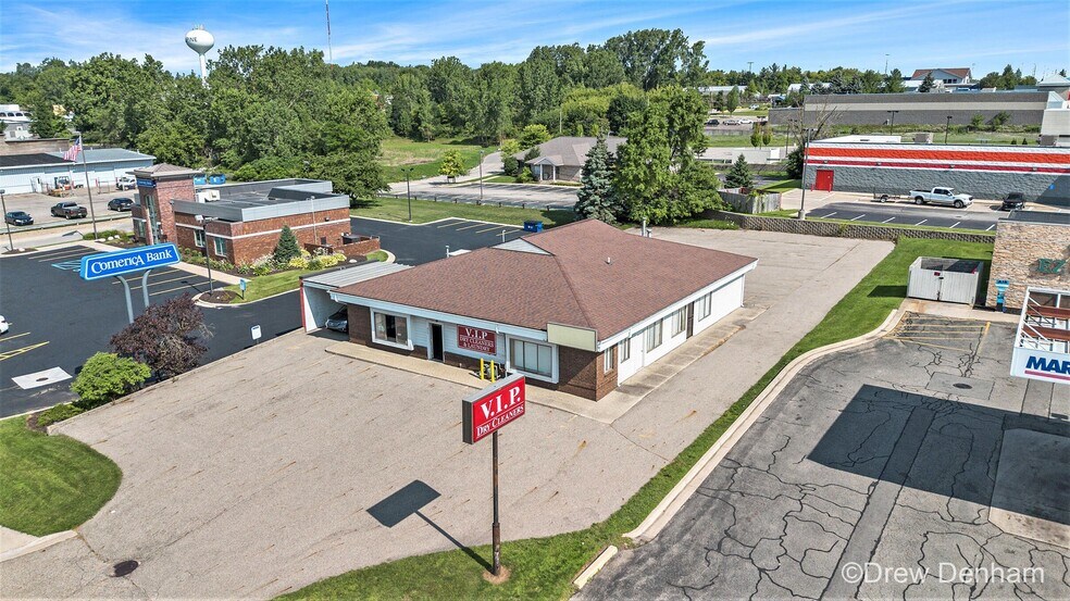 More Photos Of 845 4 Mile Rd NW, Grand Rapids Storefront Retail Residential For Sale