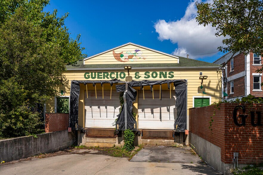 More Photos Of 250 Grant St, Buffalo Storefront For Sale