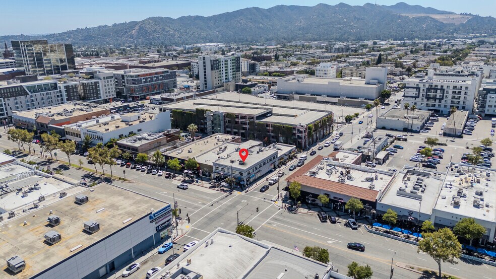 More Photos Of 247-251 N Brand Blvd, Glendale Storefront Retail Office For Lease