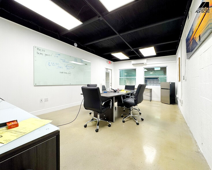 More Photos Of 11379-11399 NW 122nd St, Medley Warehouse For Sale