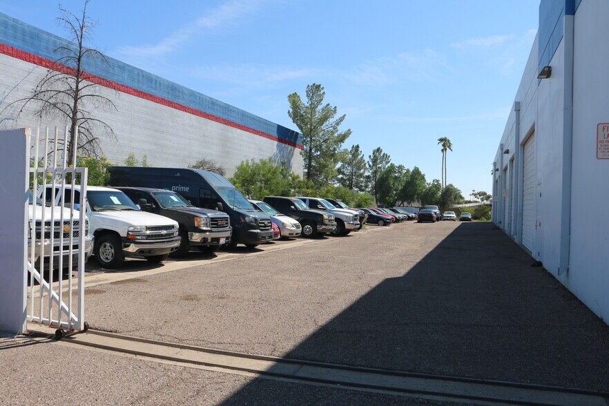 More Photos Of 3105 E Main St, Mesa Warehouse For Sale
