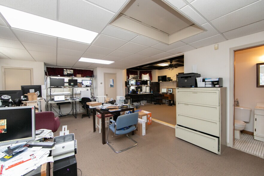 More Photos Of 604 White Horse Pike, Oaklyn Storefront For Sale