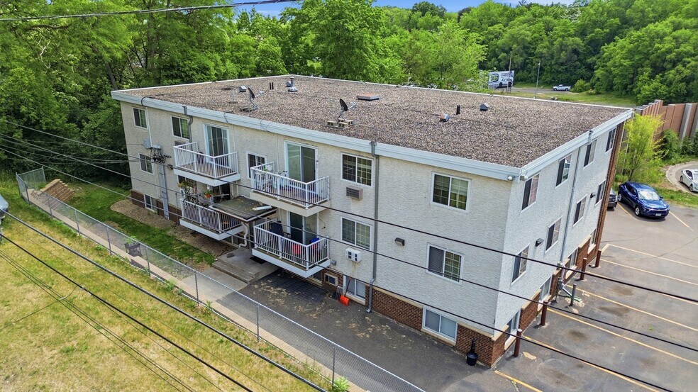 More Photos Of 105 Park St E, South Saint Paul Apartments For Sale