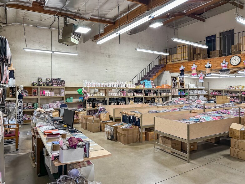 More Photos Of 760 E 14th Pl, Los Angeles Warehouse For Lease