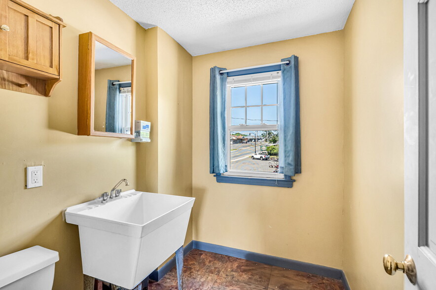 More Photos Of 526 College Hwy, Southwick Specialty For Sale