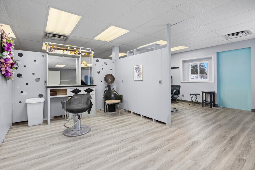 More Photos Of 1801 Croghan St, Fremont Storefront Retail Residential For Sale