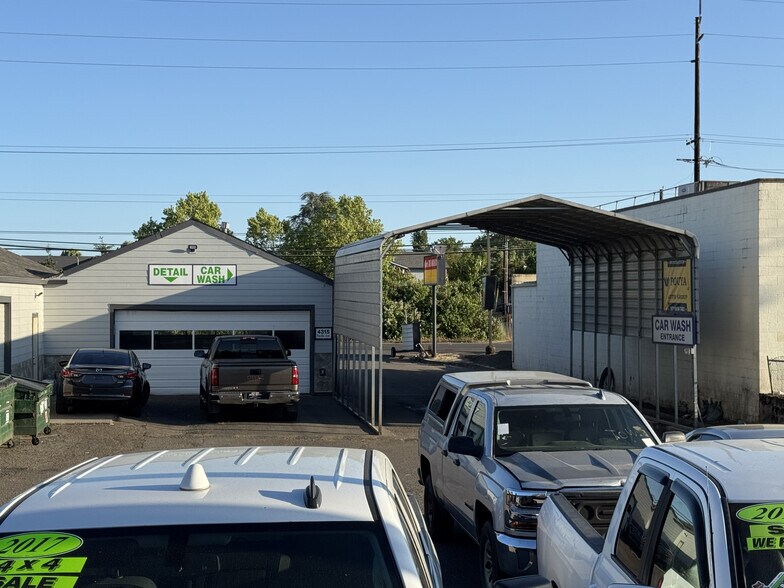 More Photos Of 4315 Pacific Ave, Forest Grove Auto Dealership For Lease
