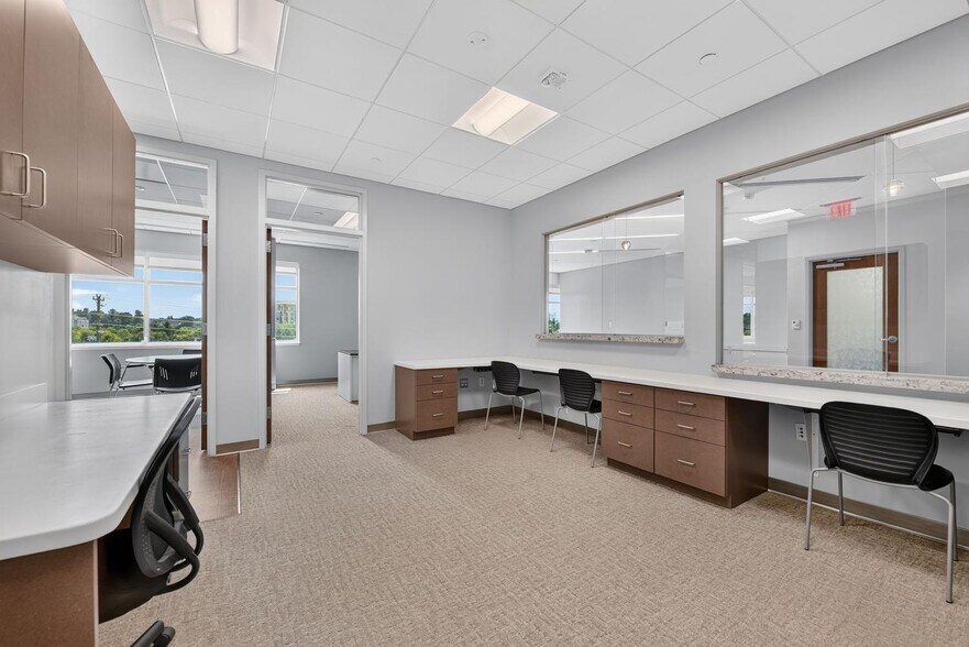More Photos Of 24430 Stone Springs Blvd, Dulles Town Center Medical For Sale